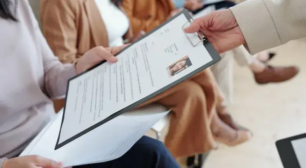 Jak zrobić CV w PowerPoint, aby wyróżnić się na rynku pracy